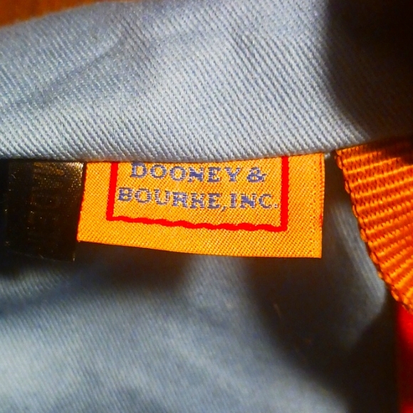 Dooney & Bourke large drawstring bag with matching wrist wallet - Picture 9 of 13